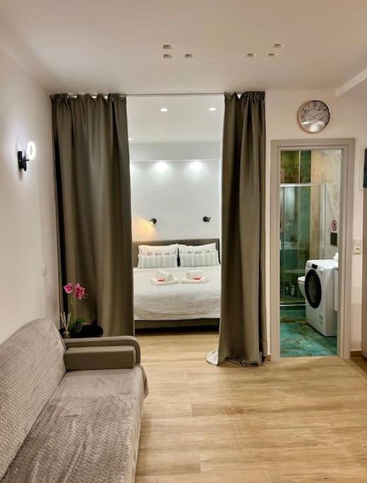 Smart Modern Apartment B Афіни Екстер'єр фото